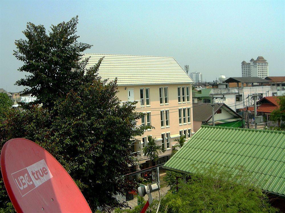 Hotel The Britannia Chiang Mai Exterior foto