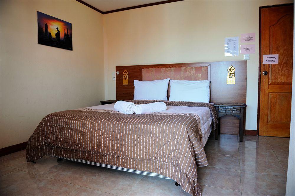 Hotel The Britannia Chiang Mai Exterior foto